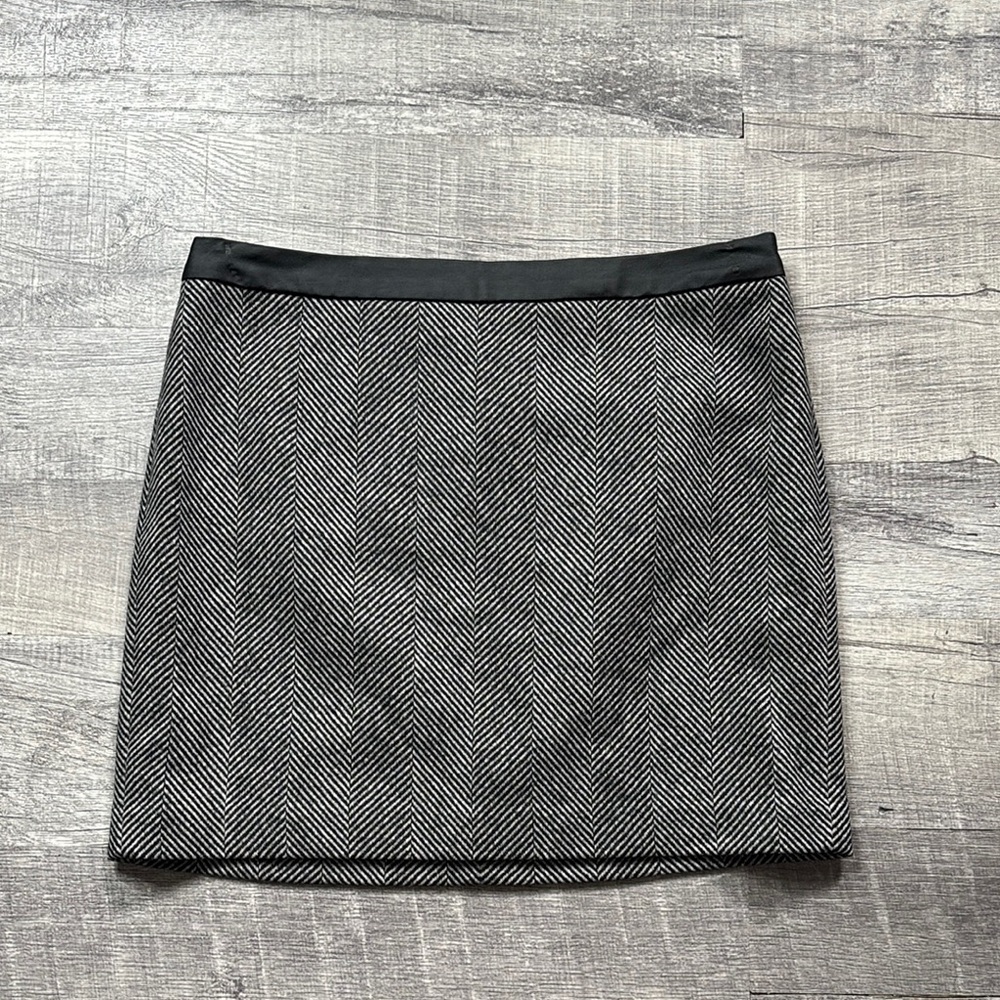 Banana Republic Gray Wool Blend‎ Skirt
